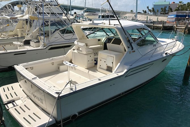 4 hours 38ft Reel Dreams Private Charter in Nassau - Key things that make this charter worth your attention