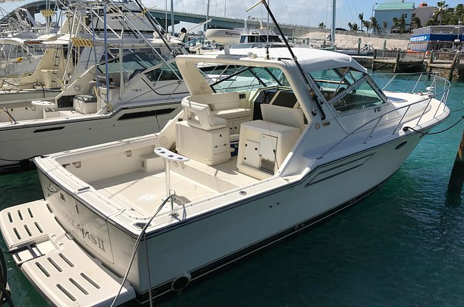 4 hours 38ft Reel Dreams Private Charter in Nassau - Snorkeling on a private charter: gear included and stops that fit you