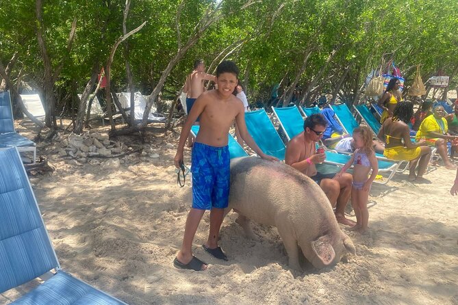 4hr Private Tour Island Hop Snorkel w/ Turtles & Sip Bahama Mamas - Athol Island Swimming Pigs Add-On, If You Want the Top-Tier Bucket List Moment