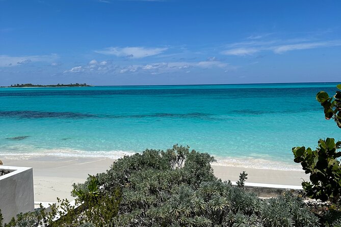 8 hours 34ft Day Dream Private Charter in Nassau - Beaching and sandbars: the relaxed payoff of having options