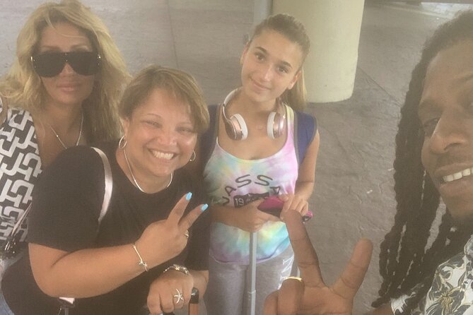 Airport-Atlantis Paradise Island Private Roundtrip Transportation - Timing, Hours, and When You Should Book