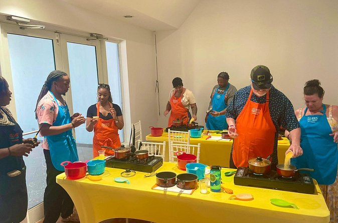 Authentic Bahamian Cooking Class - Group size, max travelers, and the overall vibe