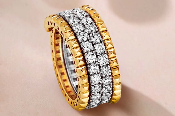 Champagne and Diamond Shopping Experience in Downtown, Bahamas - Should You Book This Champagne and Diamond Shopping Appointment?