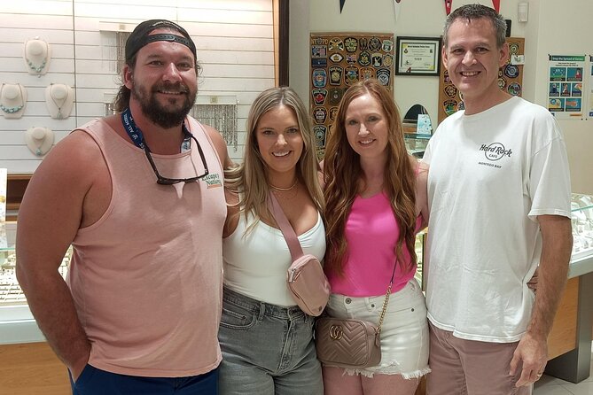 Champagne and Diamond Shopping Experience in Downtown, Bahamas - Diamond and Gemstone Shopping That Focuses on Education, Not Pressure