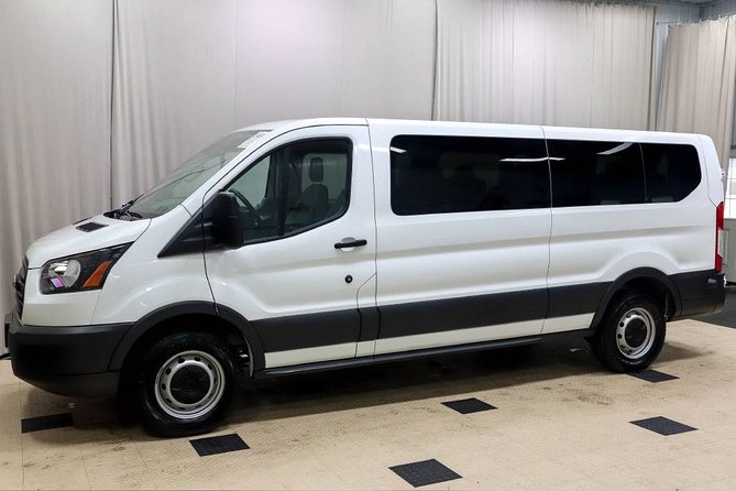 Direct Private Airport Transfer four or more Persons (one way) - The Real Point of a Private Nassau Pickup: No Taxi Line, No Guesswork