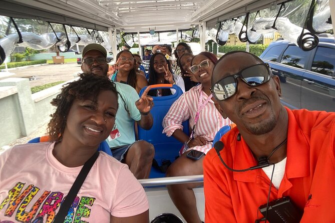 Electric Bus tour of Nassau with sampling of local food & drinks - An electric-bus route built for your Nassau time crunch