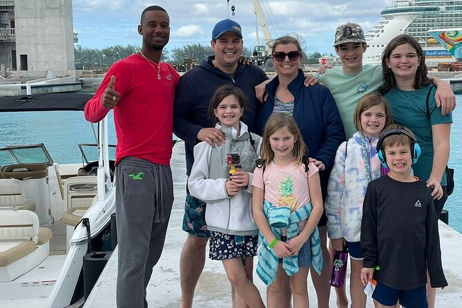 Full-Day Luxury Private Rose Island Pigs and Turtles Excursion - Gilligan’s Island Landmark Sightseeing for a Fun Bahamas Moment