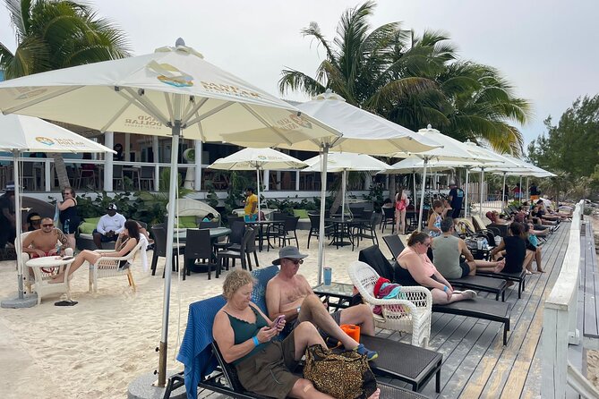 Guided All Inclusive Beach Day Excursion in Bahamas - The pig experience: carrots, calm handling, and how to prepare for the sandy setup