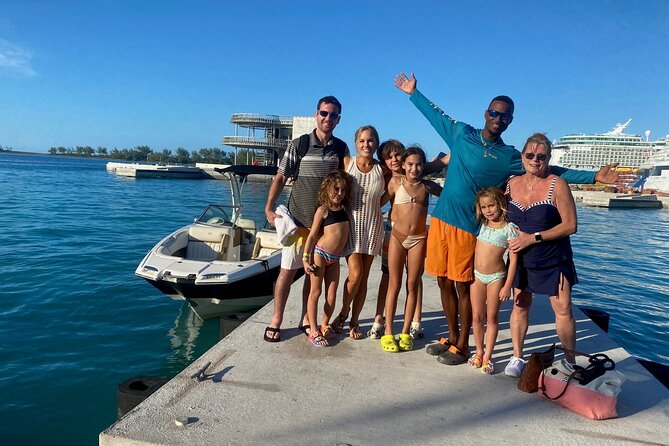 Half-Day Luxury Private Rose Island Pigs and Turtles Excursion - Timing: 4 hours is perfect if you want a focused Bahamas hit