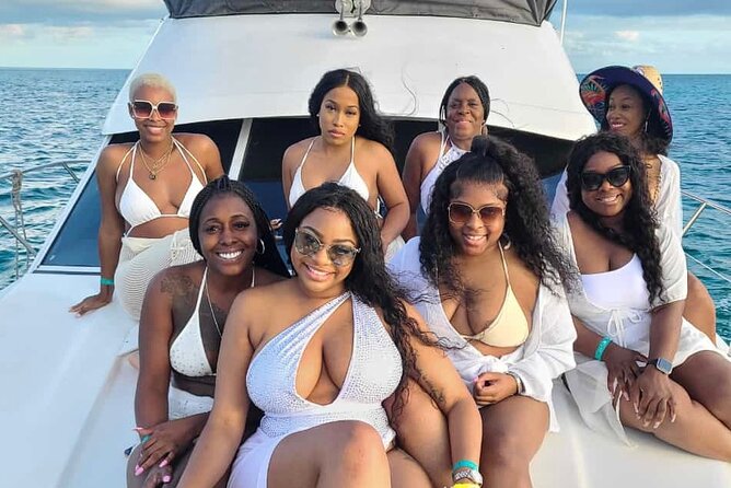Half-Day Private Rose Island Party Yacht Getaway - Beaching, sunbathing, and the real rhythm of a yacht half-day