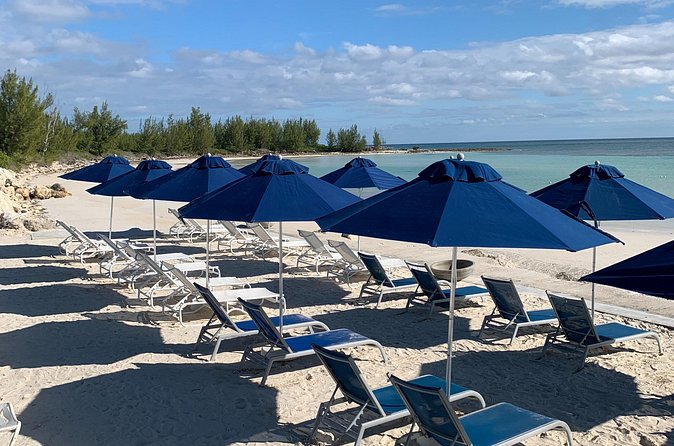 Junkanoo Village Beach Club with Lunch - What to watch for: loungers, shade, and water surprises