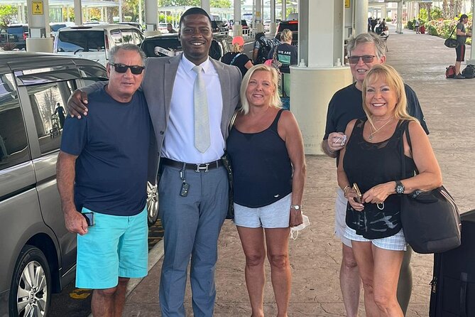 Nassau, Bahamas Private Airport Transfers - Choosing the Right Vehicle for Your Nassau Group Size