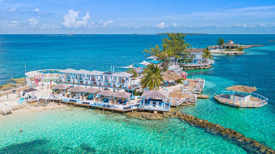 Nassau: Beach Day at SunCay incl. Lunch - Boat Tour - The SunCay beach setup: shade, lounge chairs, and time that actually feels yours