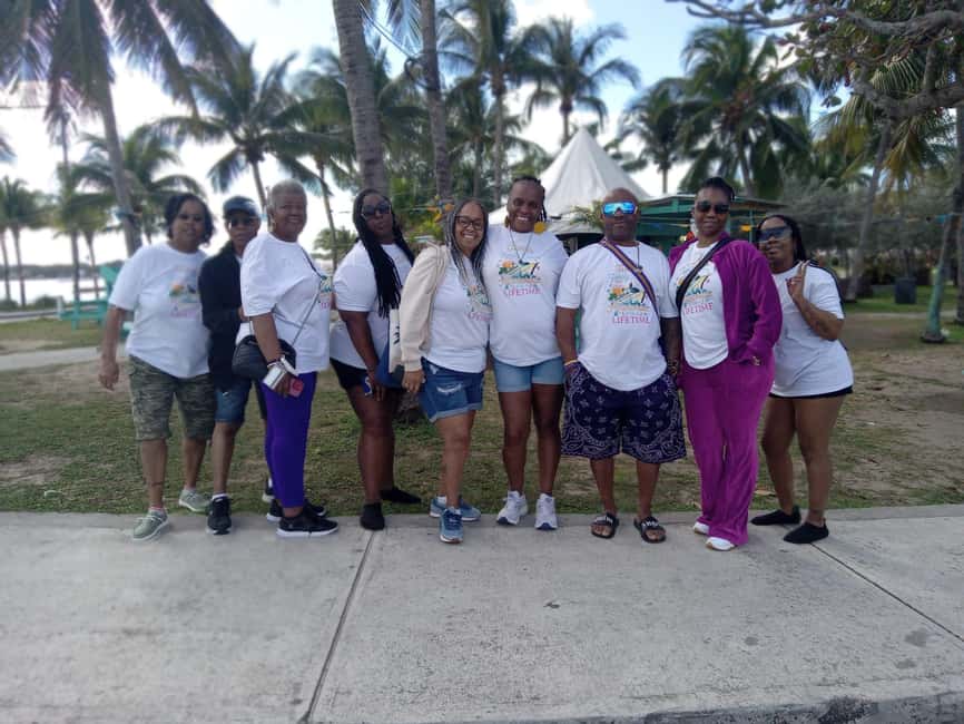 Nassau City Tour: Discover the Charms of Old Charles Town - East Nassau and Fort Montague Conch Break