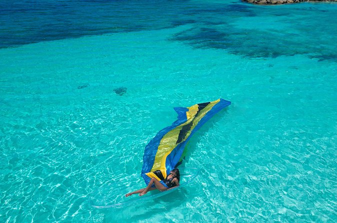 Nassau Clear Kayak Drone Photoshoot- Floating Dress - Should you book the Nassau clear kayak drone photoshoot?