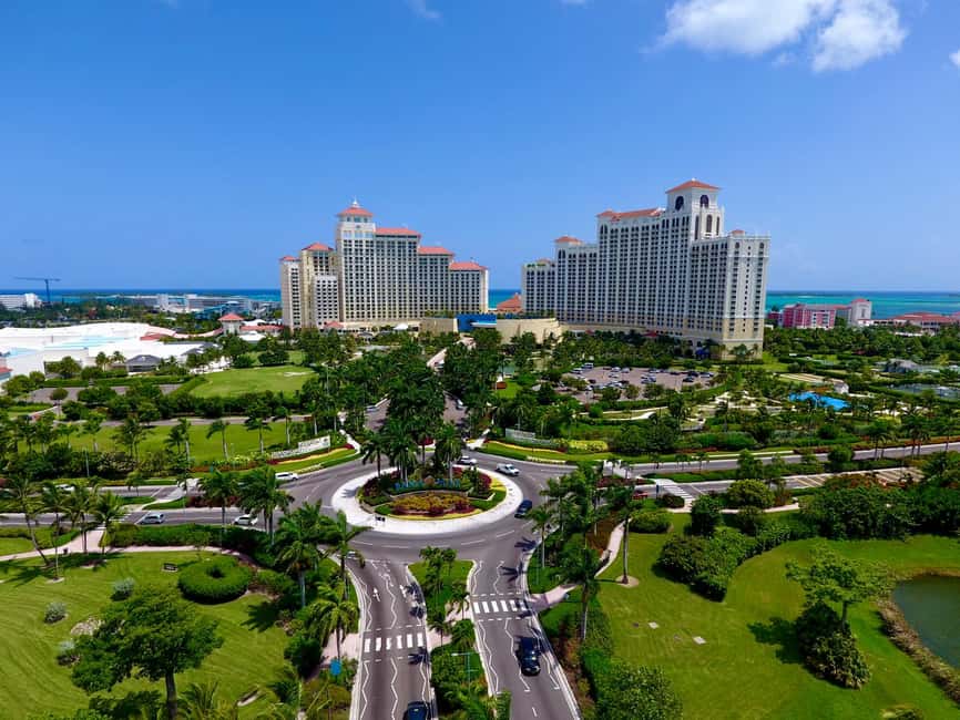 Nassau: Historic City Tour with Drink and Food Tasting - Queen’s Staircase: The 16 Years of Hand-Carved Steps You Can Feel