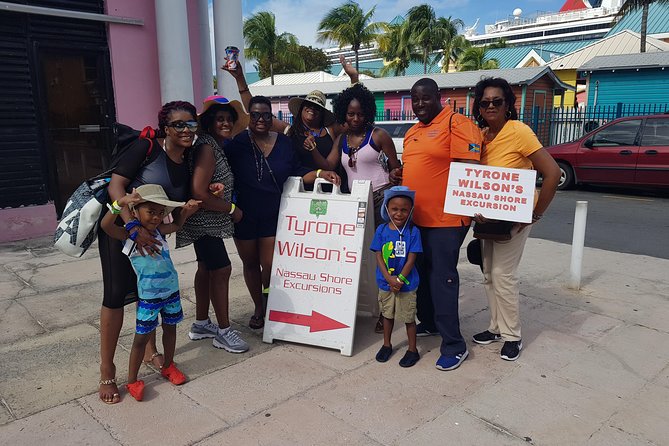 Nassau Island Highlights Sightseeing Tour - Stop 4: Graycliff Chocolatier, Quick Sweet Stop With Famous Local Flavor