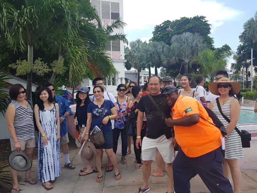 Nassau: Island Highlights Tour with Rum Tasting - Bahamas Rum Cake Factory: A Sweet Stop With Local Flavor