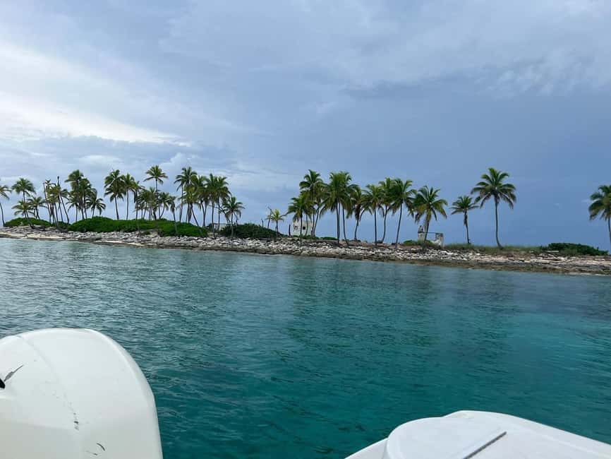 Nassau: Island Hopping Boat Trip with Lunch & Drinks - Food and Drinks on Board: Lunch, Snacks, and Real Expectations