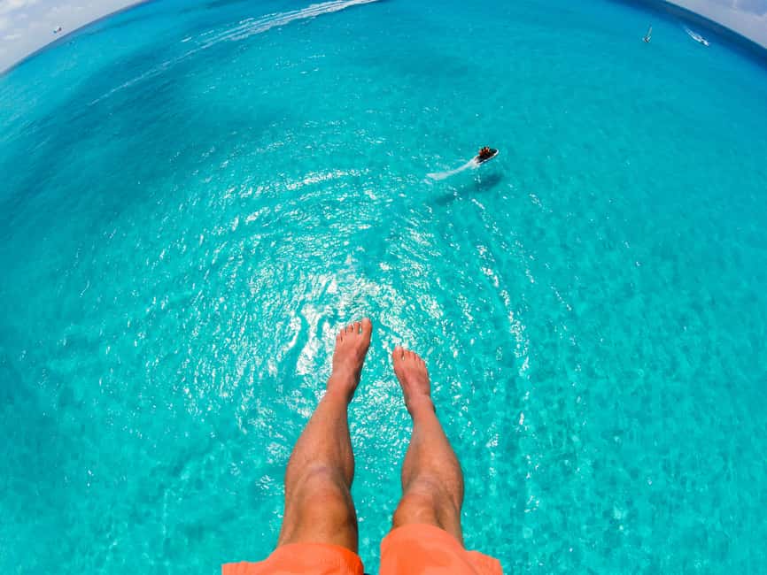 Nassau: Jet Ski Ride, Parasailing & Banana Boat Tour - A two-hour hit of speed around Paradise Island