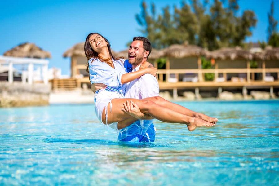 Nassau: Pearl Island Beach Day Trip and Cruise with Lunch - Meeting point at East Dock, what to do when you arrive
