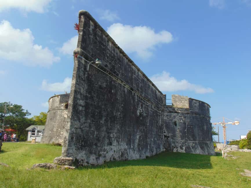 Nassau: Private and Personalized Island Tour - Arawak Cay Fish Fry: the food finale that makes the tour feel complete