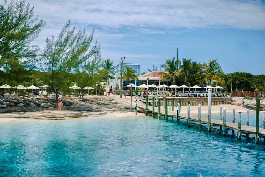 Nassau: ROSE ISLAND PERFECT BEACH DAY GROUP GETAWAY - Who should book this Rose Island getaway