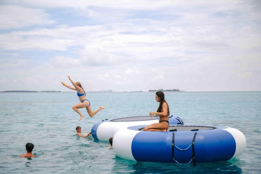 Nassau: Rose Island's Sand Dollar Beach Resort - Turtle spotting and snorkeling: how to make the water time count