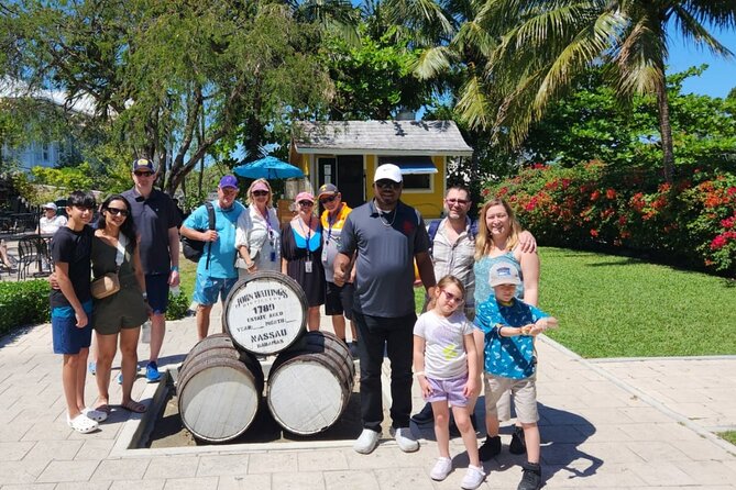 Nassau's Half Day Bus City Tour: Guided Tour with Free Samples - Arawak Cay, Fish Fry energy and conch you can try