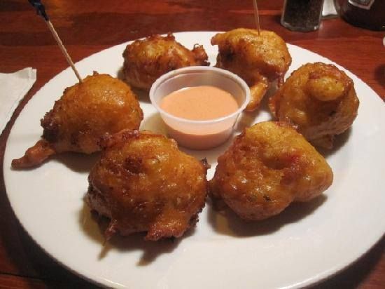 Nassau: Sip, Sample & See, Food & History Bus Tour - Coast views and local music before you start sampling