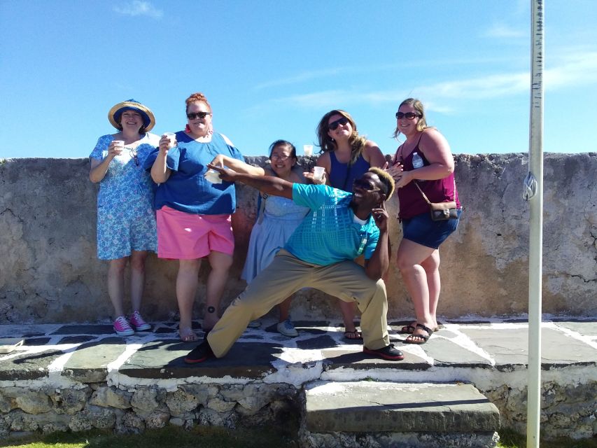 Nassau: Sip, Sample & See, Food & History Bus Tour - Stop 1: Fort Montague and Sky Juice at the first tasting