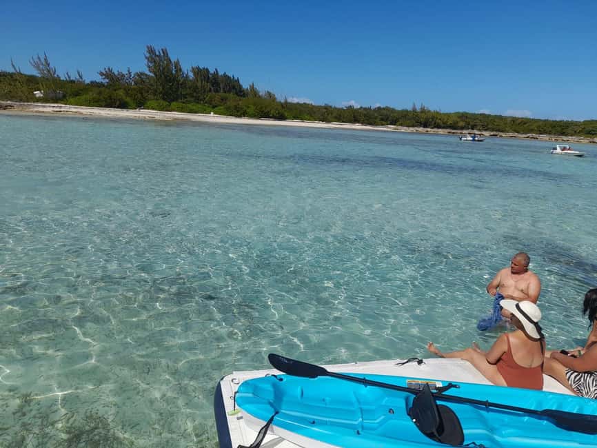 Nassau: Swimming Pigs Private Boat Tour - Up to 7 Persons - Green Cay: Nature Trail Options and Snorkeling with Turtle Sightings
