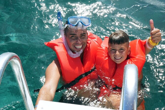 Nassau Swimming Pigs: Snorkeling, Lunch & Private Beach Club - Price and value at about $140 per person