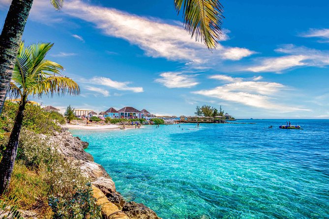 Pearl Island Bahamas Beach Escape with Lunch - Snorkeling and Water Toys: Included Gear, Real-World Limits