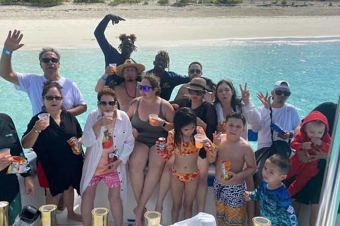 Pigs Beach, Green Turtle Cay, Rose Island Private Tour - Rose Island Snorkel on Rainbow Reef in a 25 Minute Window