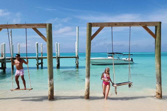 Private 4-Hour Rose Island charter Snorkeling Turtles & Beaching - Footprints Beach Bar & Grill: good food on island time, but plan for extra cost