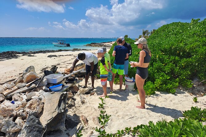 Private 4 hour Rose Island tour snorkeling fishing - The private-boat feel: professionalism, flexibility, and comfort