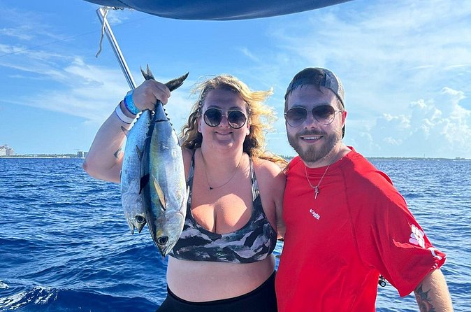 Private Bahamas Boat Fishing and Turtle Snorkeling Tour - Price and value: what $1,800 per group buys you