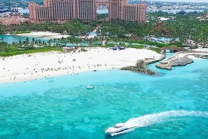 Private Beach Day / 50ft Sun Seeker or 33ft Boat / 1-10 Guests - Who should book, and who might feel out of sync