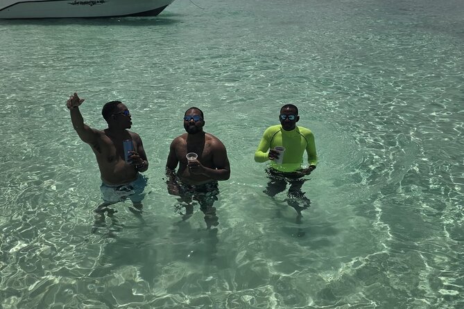 Private Boat Tours & Fishing Charters in Nassau, Bahamas - A private Nassau boat charter feels different from the big-tour pace
