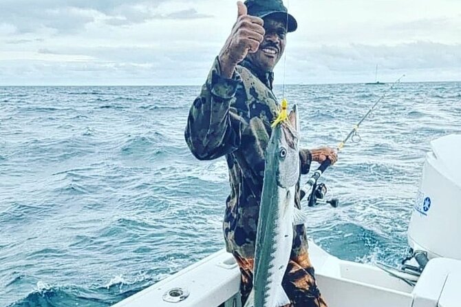 Private Charter for snorkeling, swimming pigs, turtles & fishing.... - A 35-Foot Donzi Charter From Paradise Island, Not a Crowded Tour Bus