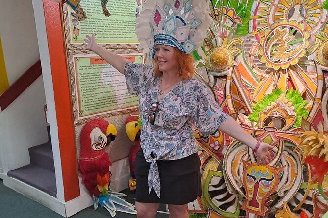 Private Guided Island Tour in Nassau Bahamas -Free Wifi & Drinks - Arawak Cay Fish Fry finale: conch salad, pina coladas, and the Nassau flavor map