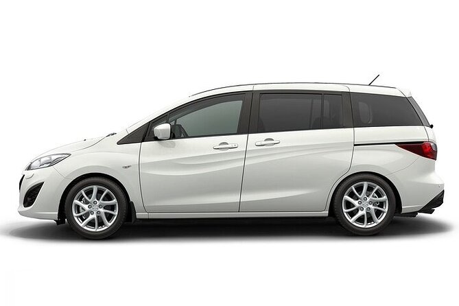 Private Roundtrip Sedan Airport Transfer to Paradise Island - Your Ride: What the Driver Adds Beyond Transportation