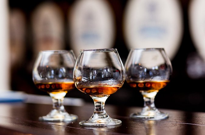 Private Spirits Tasting and Mixology at Downtown Nassau Speakeasy - Who should book this speakeasy rum tasting and mixology?
