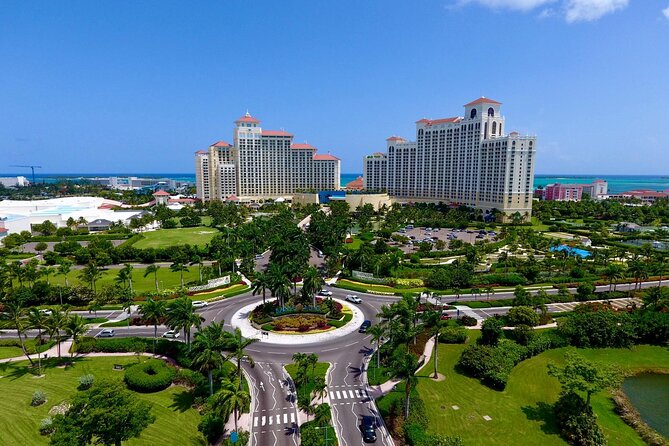 Round Trip Private Airport To Hotel Transfer in Nassau - What the Experience Feels Like Once You Are On the Ground