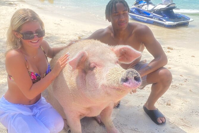 Self Drive Speedboat and Swim with the Pigs - Weather and wind: the real-world factor that can change your mood
