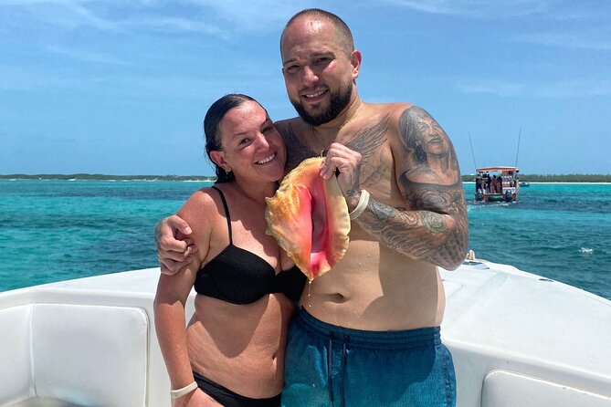 Swim with the Pigs Safari in Bahamas (2hrs) - What You Get On Board, Water, Snacks, and Adult Beverages