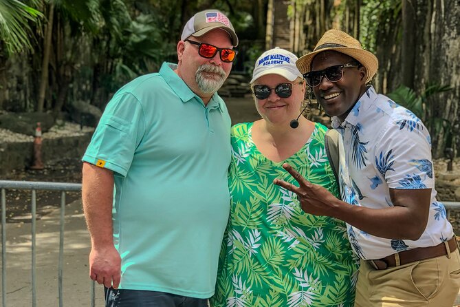 Top Tier Island Historical and Landmark Nassau Bahamas Tour - Atlantis Paradise Island: a sightseeing stop, not a shopping mission