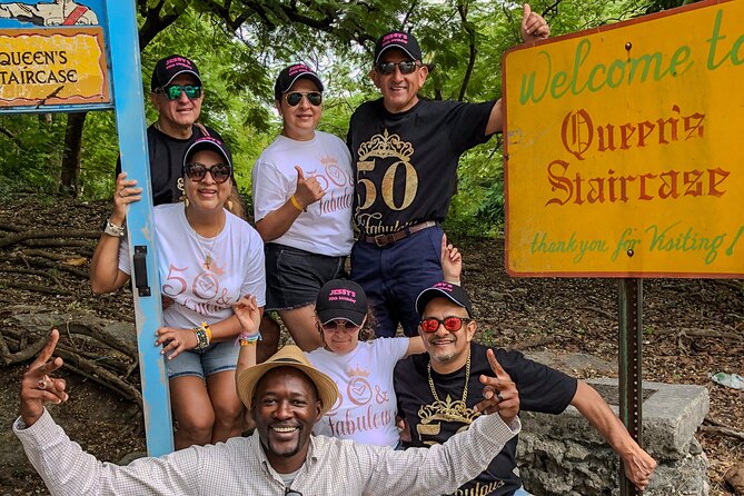 Top Tier Island Historical and Landmark Nassau Bahamas Tour - The guide experience: why Parish gets praised so often